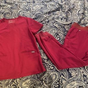 FIGS women’s scrubs